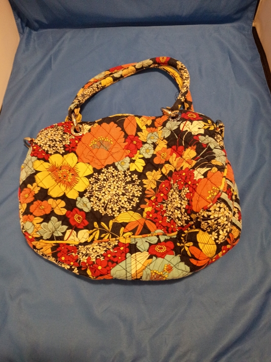 Vera Bradley Handbags - Vera Bradley Quilted Eloised Retired Floral Hand Bag